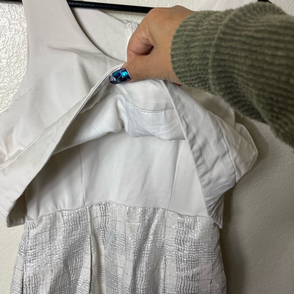 Erin Fetherston Sleeveless Plaid Embroidered Scoop Neckline Pockets Dres… - Picture 9 of 9